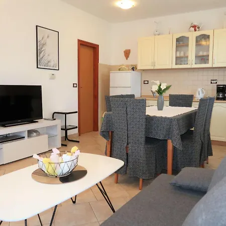 Σπίτι διακοπών Andrea - Lbn415 By Interhome *