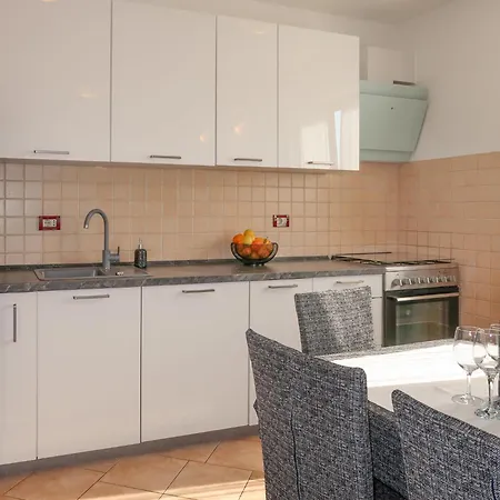 Dom wakacyjny Andrea By Interhome Labin (Istria)